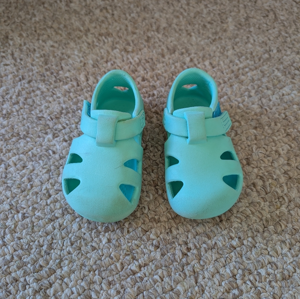 Ten Little Splash Sandals